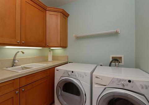 Undisclosed, La Jolla, CA 92037 photo 23