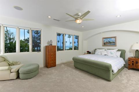 Undisclosed, La Jolla, CA 92037 photo 17