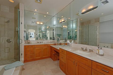 Undisclosed, La Jolla, CA 92037 photo 19
