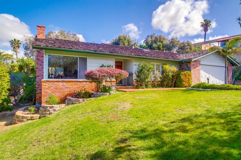 920 Sidonia St, Encinitas, CA 92024 photo 2