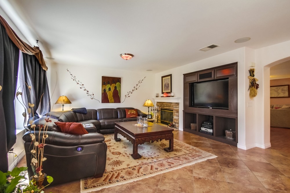 4325 Silver Spg, Oceanside, CA 92057 photo 4