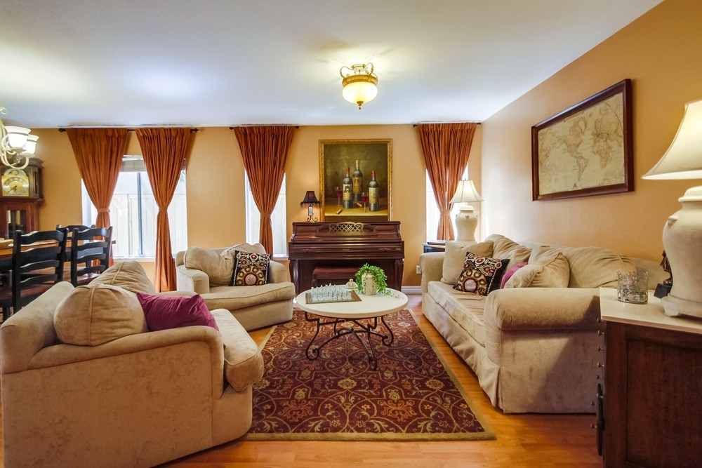 4325 Silver Spg, Oceanside, CA 92057 photo 2