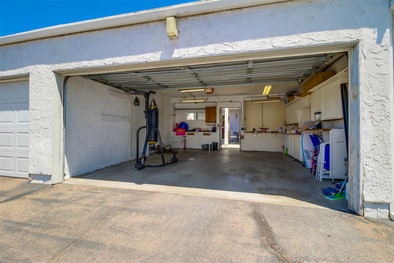 9439 Carlton Oaks Drive B, Santee, CA 92071 photo 16
