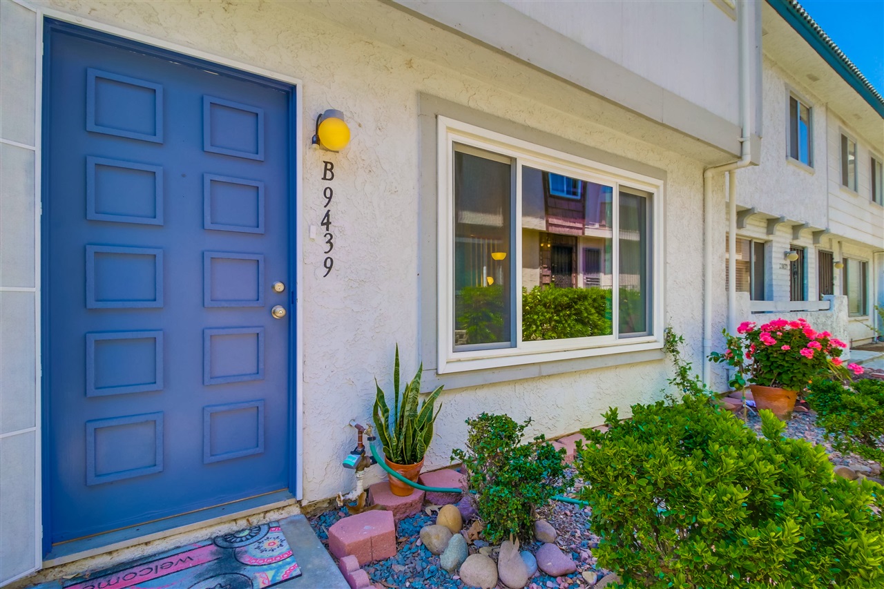 9439 Carlton Oaks Drive B, Santee, CA 92071 photo 2