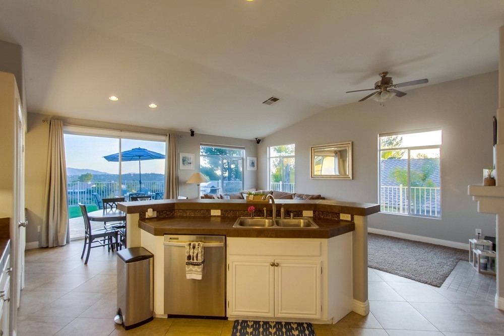 2665 Lobelia, Alpine, CA 91901 photo 9