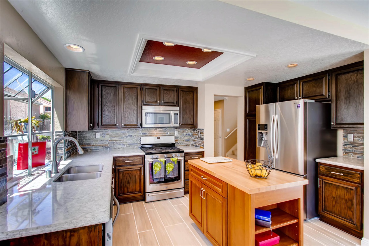 1225 Woodhaven Dr, Oceanside, CA 92056 photo 7