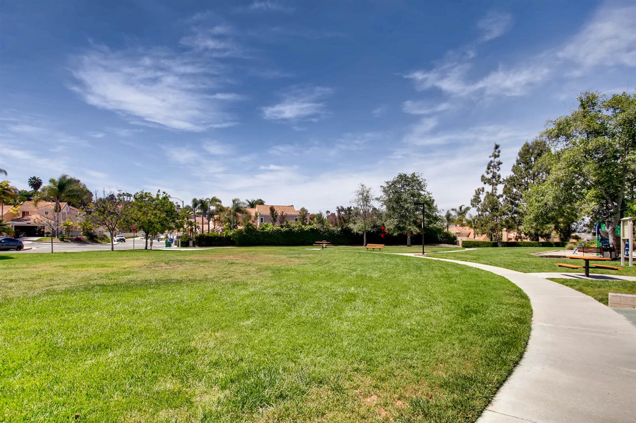 1225 Woodhaven Dr, Oceanside, CA 92056 photo 25