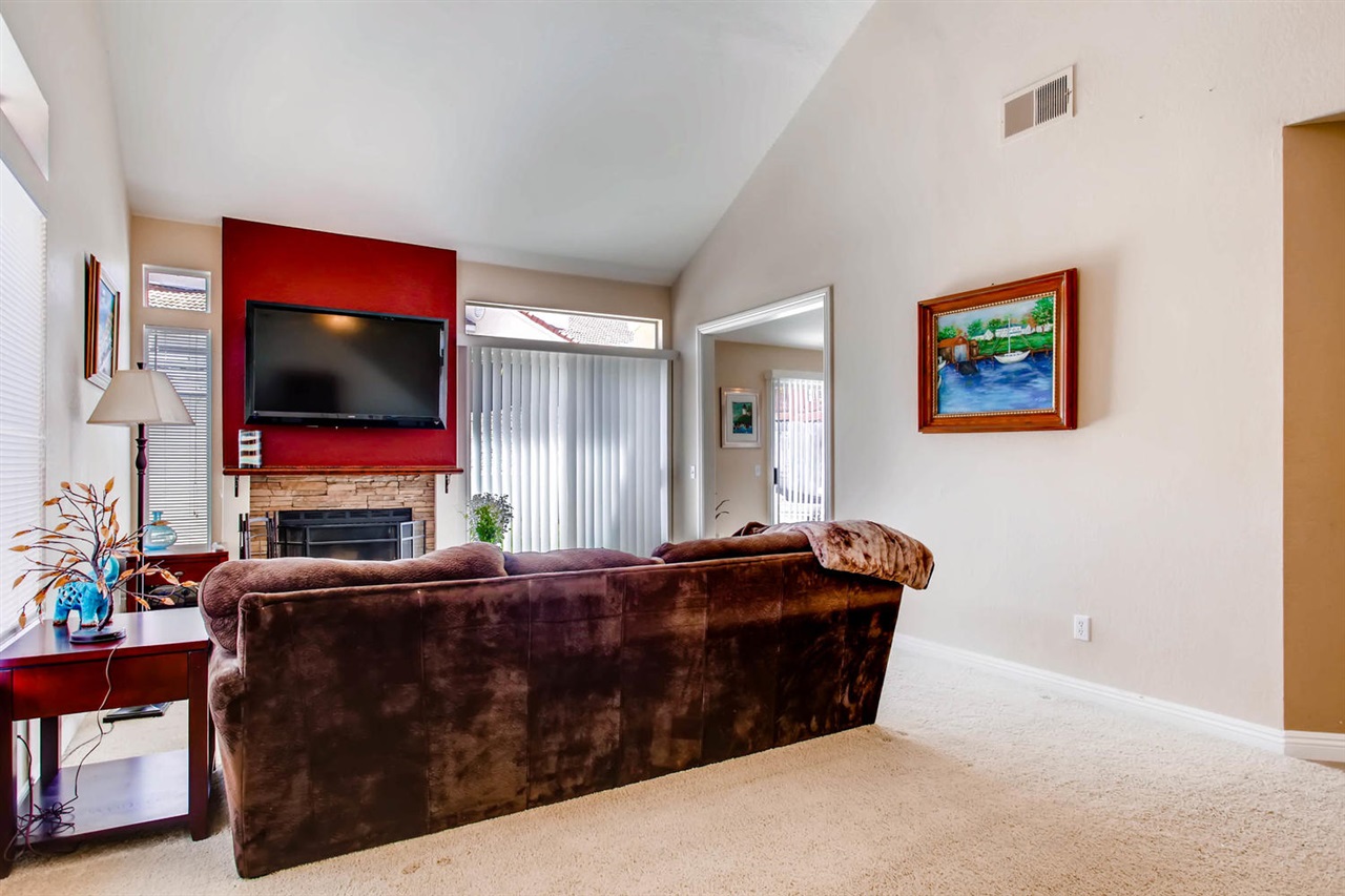 1225 Woodhaven Dr, Oceanside, CA 92056 photo 6