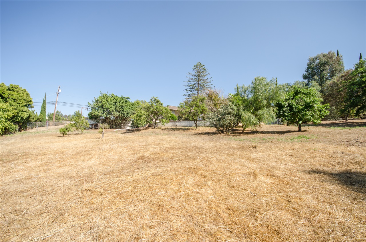 320 N Stage Coach Ln, Fallbrook, CA 92028 photo 22