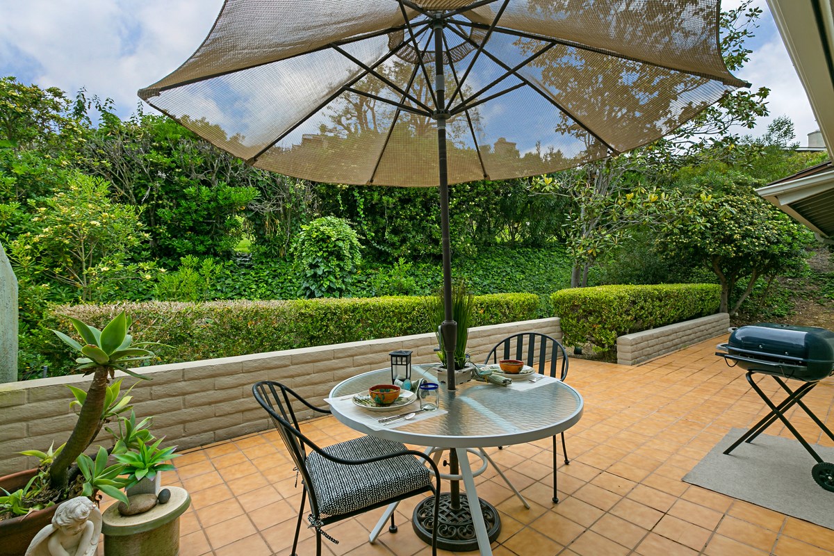 5690 Caminito Isla, La Jolla, CA 92037 photo 1