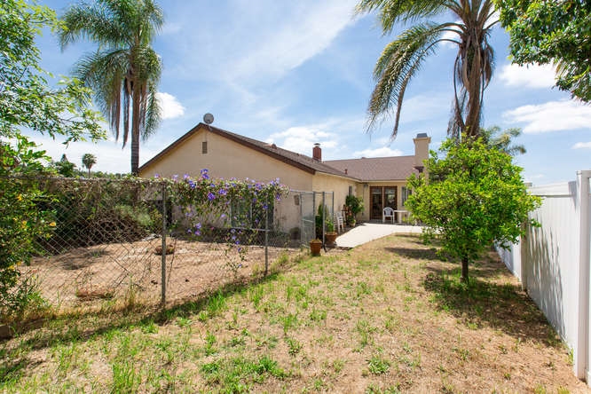 1442 Queenston, Escondido, CA 92027 photo 25
