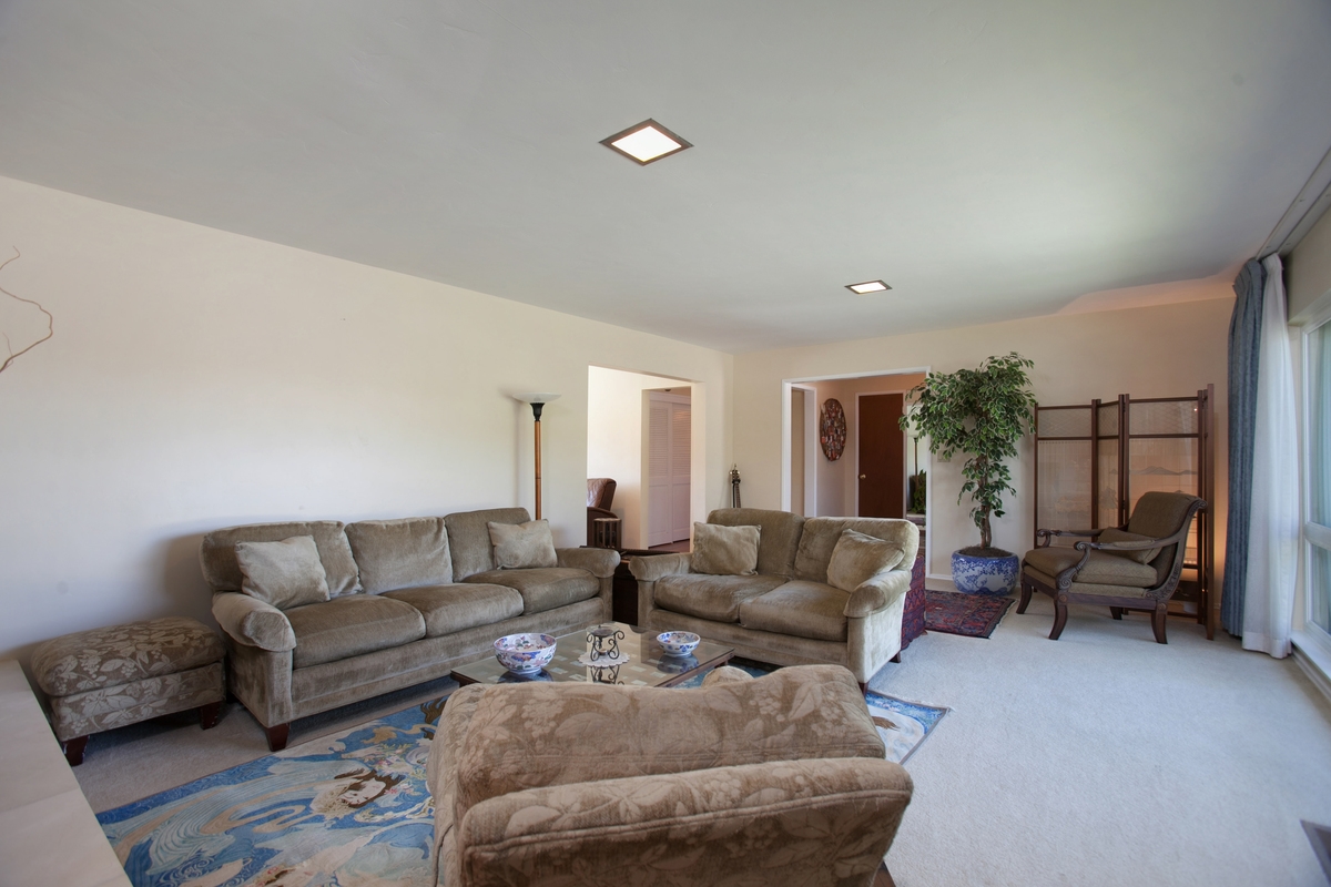 6155 Lambda, San Diego, CA 92120 photo 6