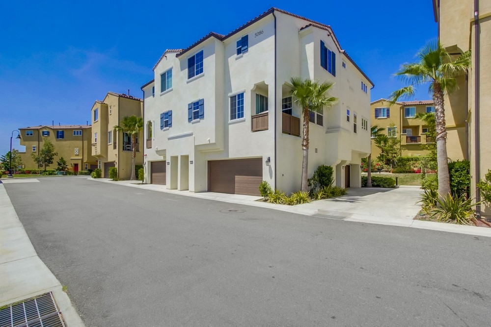 5086 Cascade Way #104, Oceanside, CA 92057 photo 1