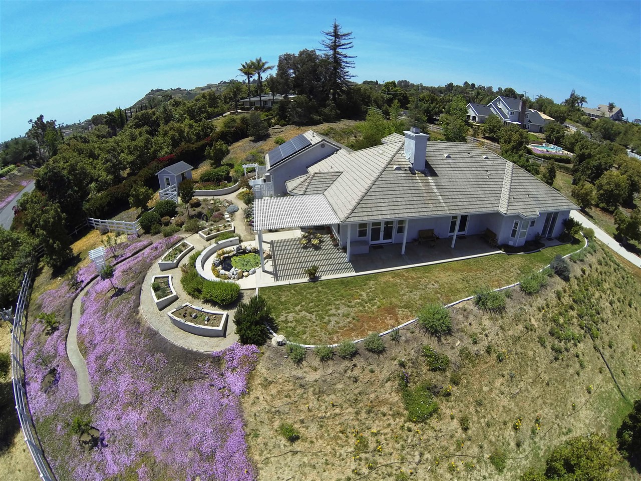 5001 San Jacinto Cir E, Fallbrook, CA 92028 photo 1