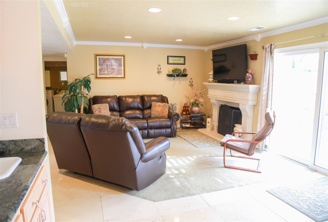 1620 Wagon Wheel Dr, Oceanside, CA 92057 photo 8