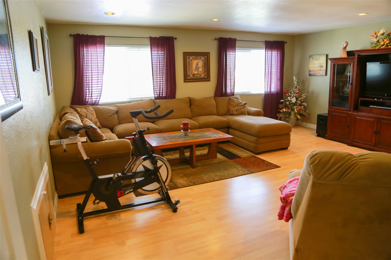 1620 Wagon Wheel Dr, Oceanside, CA 92057 photo 20