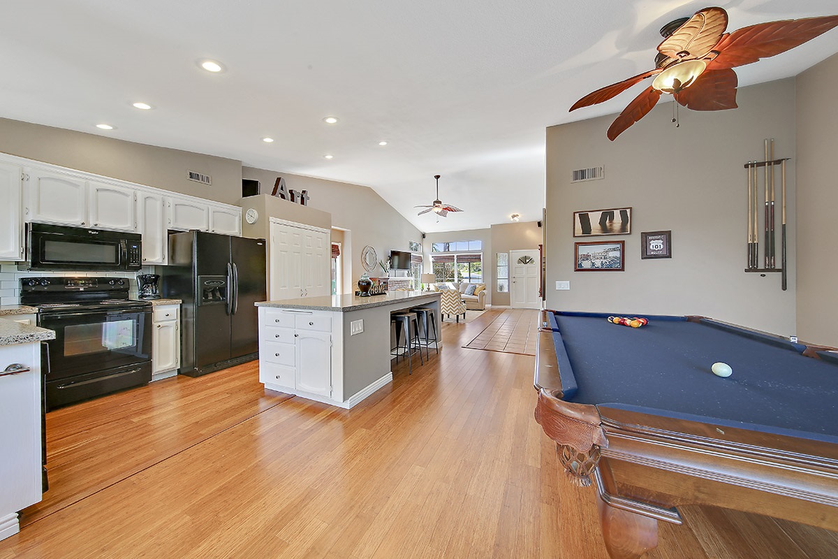 3353 Tournament Dr, Oceanside, CA 92056 photo 6
