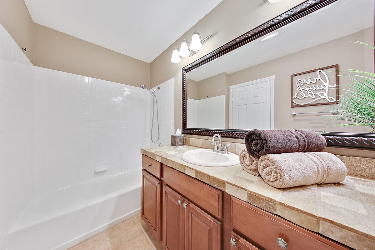 3353 Tournament Dr, Oceanside, CA 92056 photo 14