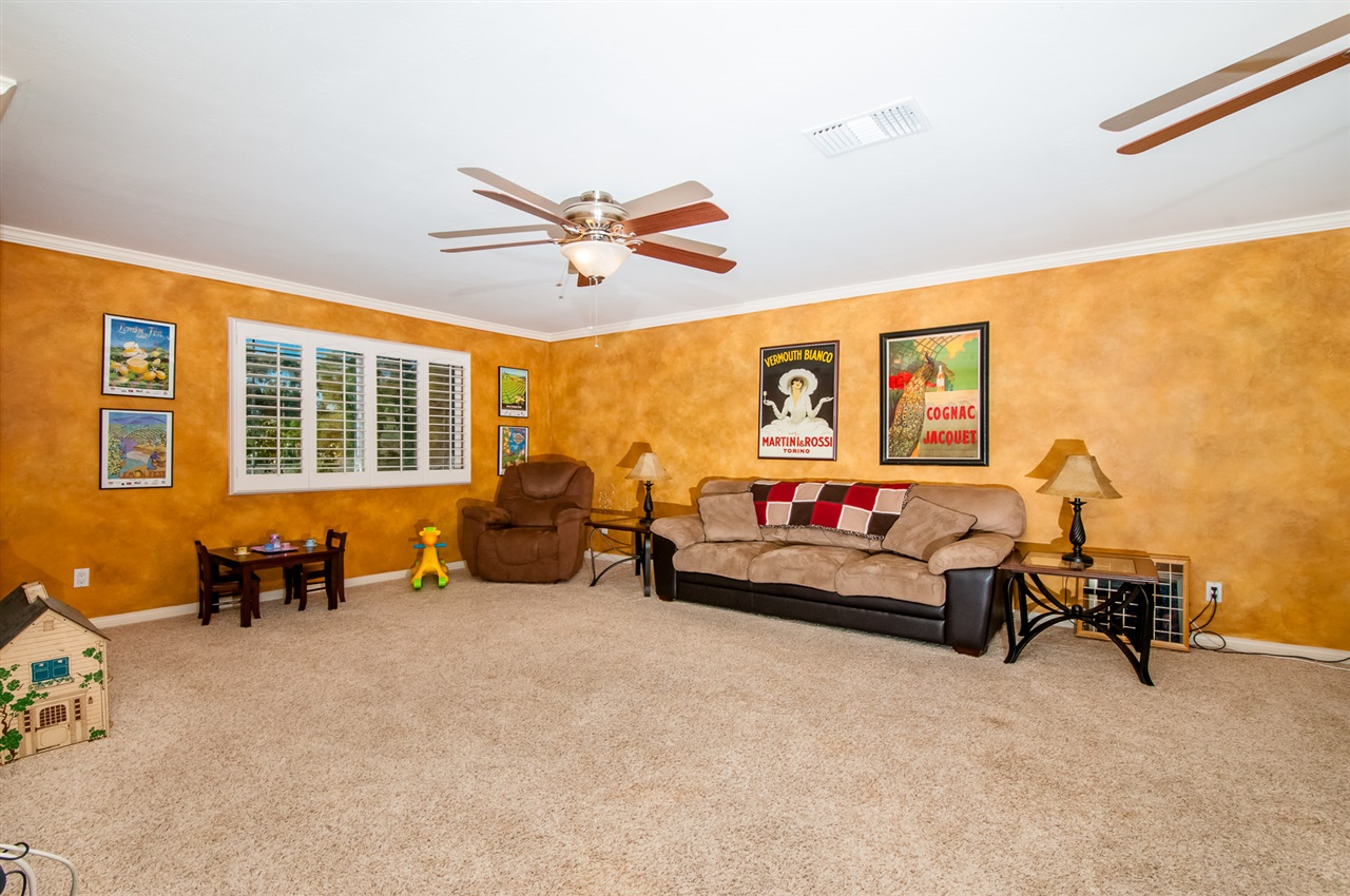 1692 Primrose Dr, El Cajon, CA 92020 photo 13