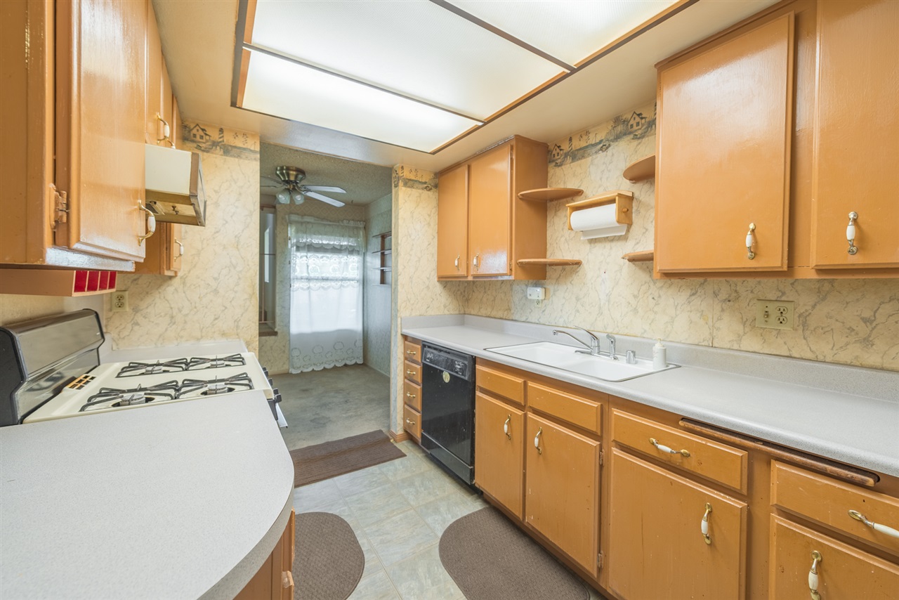 13815 Johannesberg #4, Poway, CA 92064 photo 2