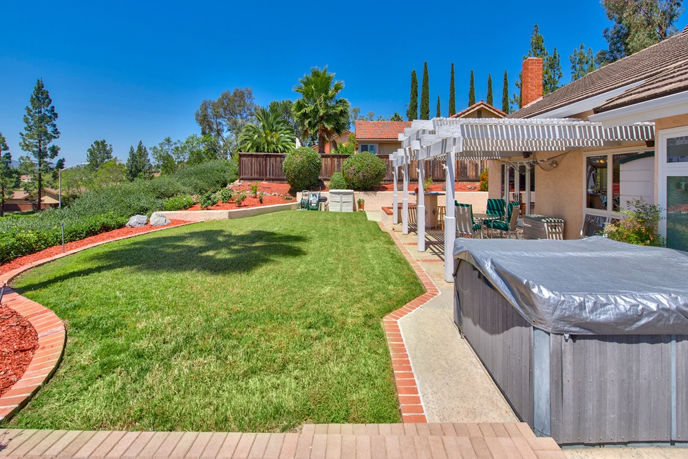 13233 Tining Dr, Poway, CA 92064 photo 2