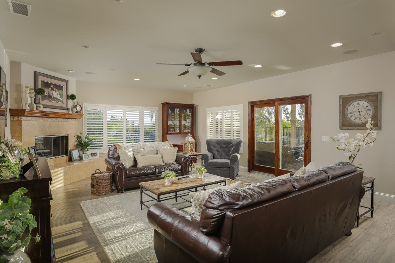 1807 Lotus Ln, El Cajon, CA 92021 photo 13