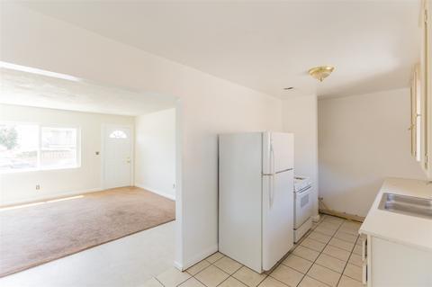1402 Dubuque St, Oceanside, CA 92058 photo 16