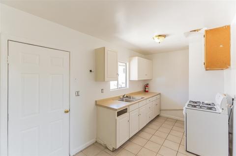 1402 Dubuque St, Oceanside, CA 92058 photo 6