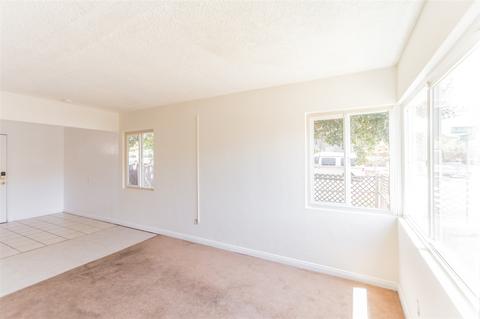 1402 Dubuque St, Oceanside, CA 92058 photo 14