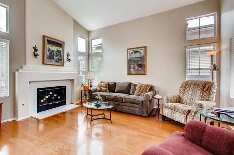 2299 Brookhaven Pass, Vista, CA 92081 photo 4