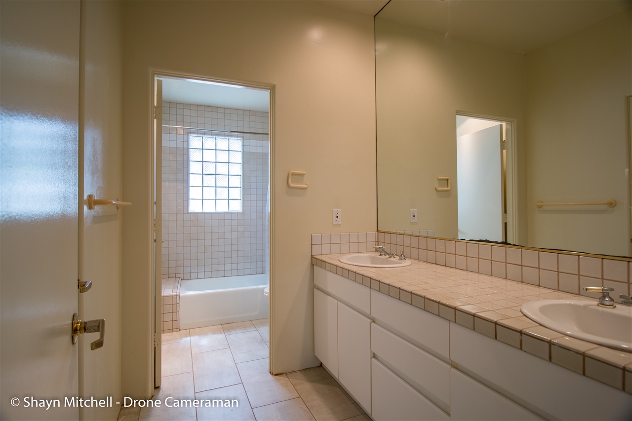242 Dublin Dr, Cardiff, CA 92007 photo 14