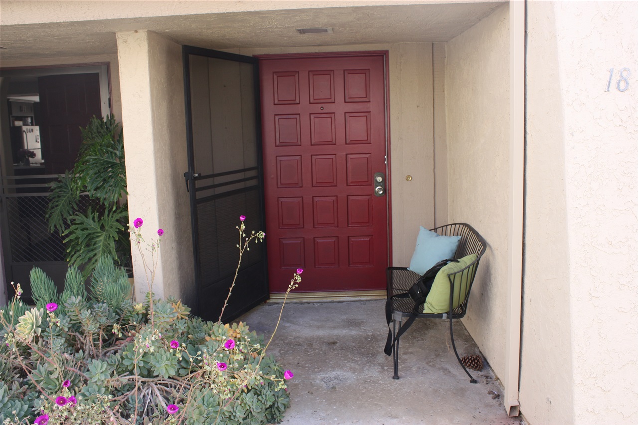 2352 Altisma Way #18, Carlsbad, CA 92009 photo 2