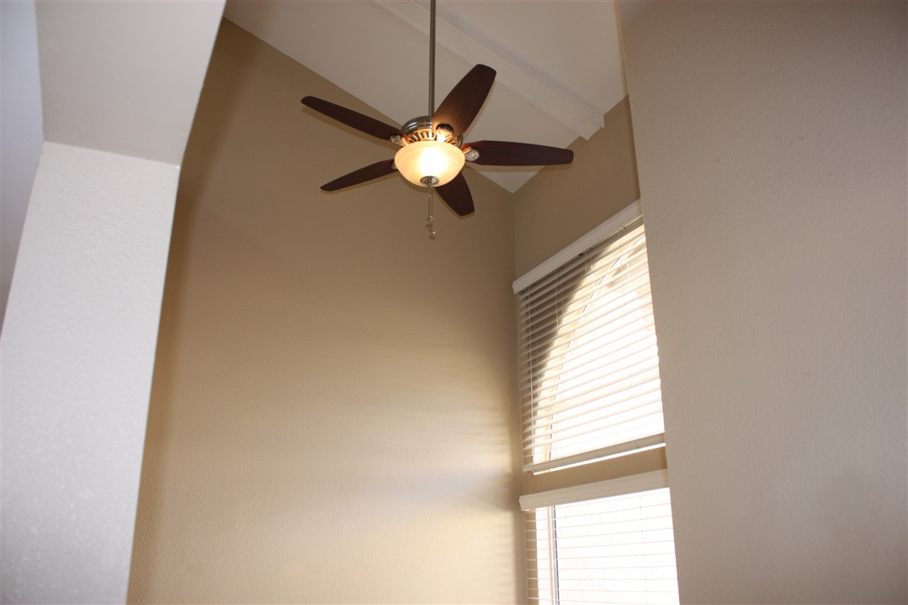 2352 Altisma Way #18, Carlsbad, CA 92009 photo 5