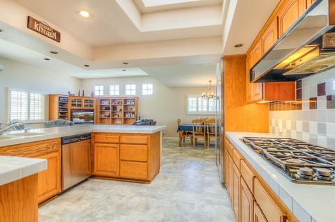 3265 Minnesota Ave, Costa Mesa, CA 92626 photo 5
