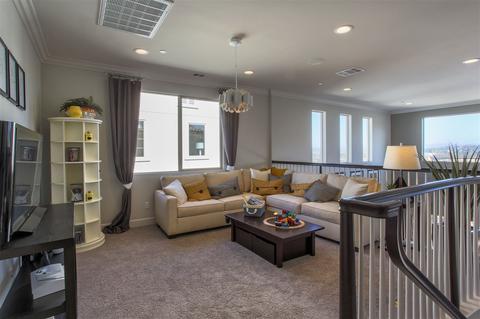 1501 Leonis Pl, Vista, CA 92083 photo 6