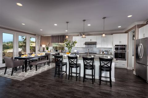 1501 Leonis Pl, Vista, CA 92083 photo 2