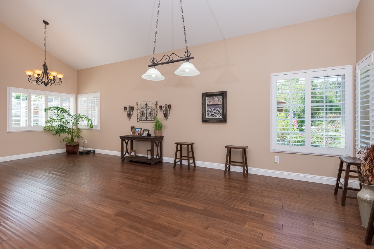 14195 Woodcreek Rd, Poway, CA 92064 photo 3