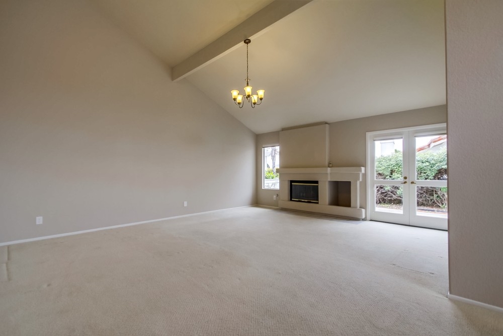4875 Galicia Way, Oceanside, CA 92056 photo 5