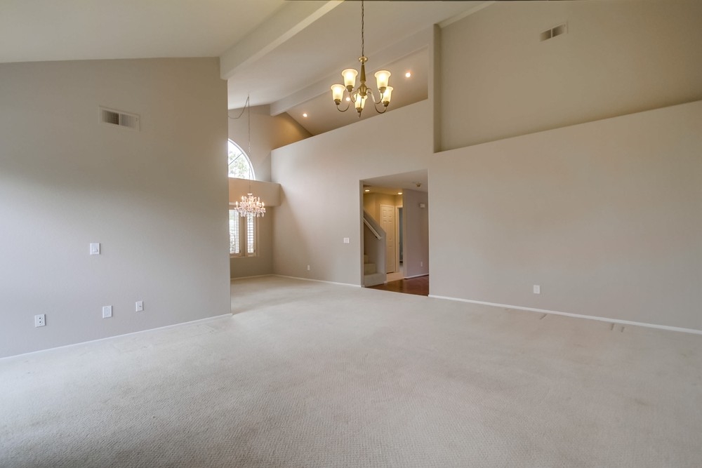 4875 Galicia Way, Oceanside, CA 92056 photo 8