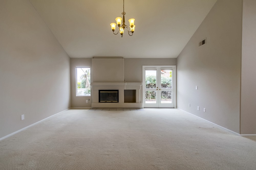 4875 Galicia Way, Oceanside, CA 92056 photo 6