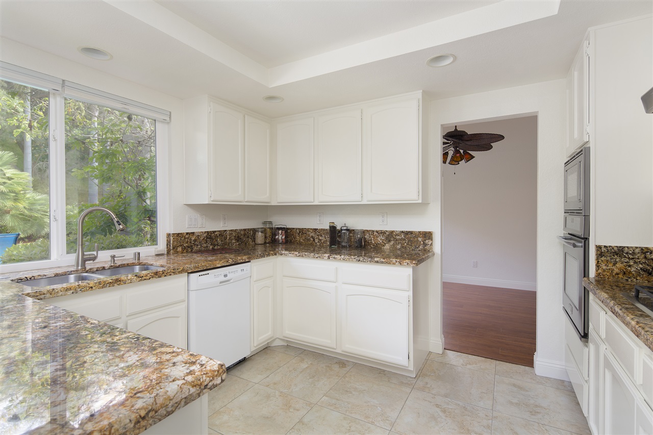 1641 Honeysuckle Ct, Encinitas, CA 92024 photo 18