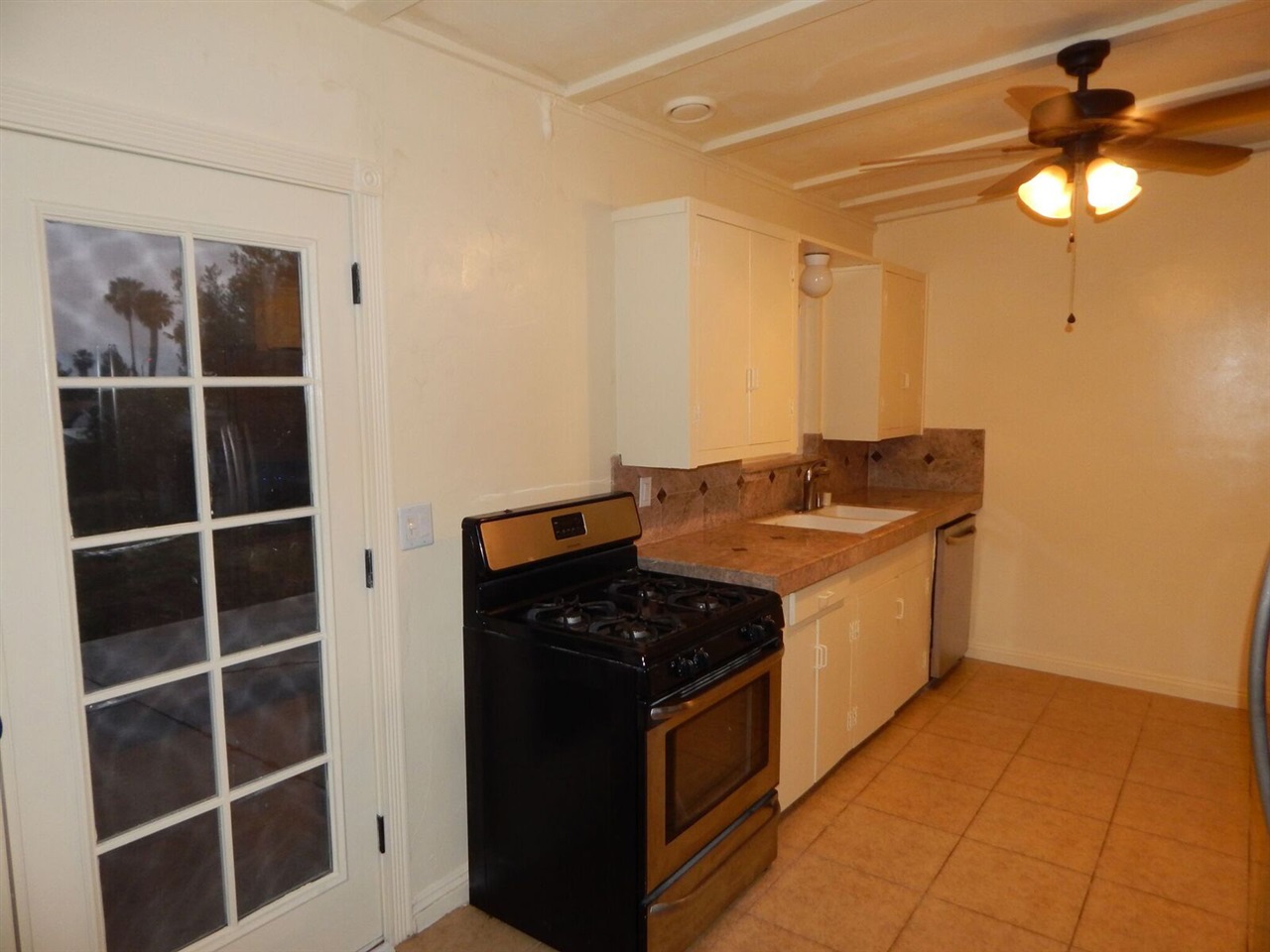 601 Ray St, Escondido, CA 92026 photo 7