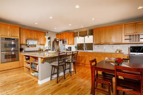 2330 Douglaston Gln, Escondido, CA 92026 photo 11