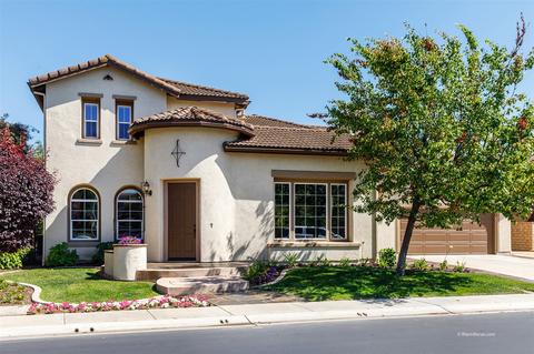 2330 Douglaston Gln, Escondido, CA 92026 photo 1