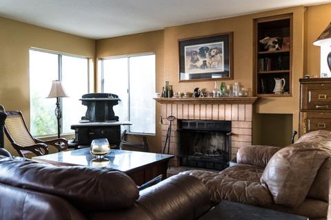 1726 Cameo Dr, Vista, CA 92083 photo 2