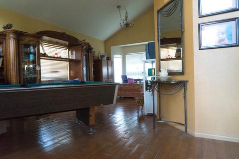 1726 Cameo Dr, Vista, CA 92083 photo 4