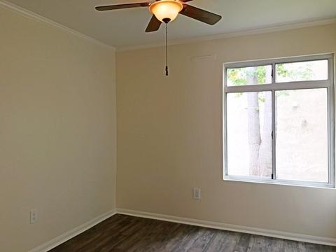 432 Edgehill Ln UNIT 99, Oceanside, CA 92054 photo 3
