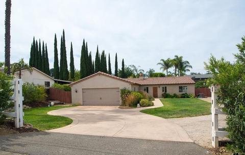321 Womack, Fallbrook, CA 92028 photo 1