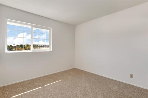 960 Ashton Ct, Vista, CA 92081 photo 13