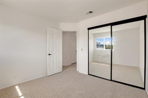 960 Ashton Ct, Vista, CA 92081 photo 14